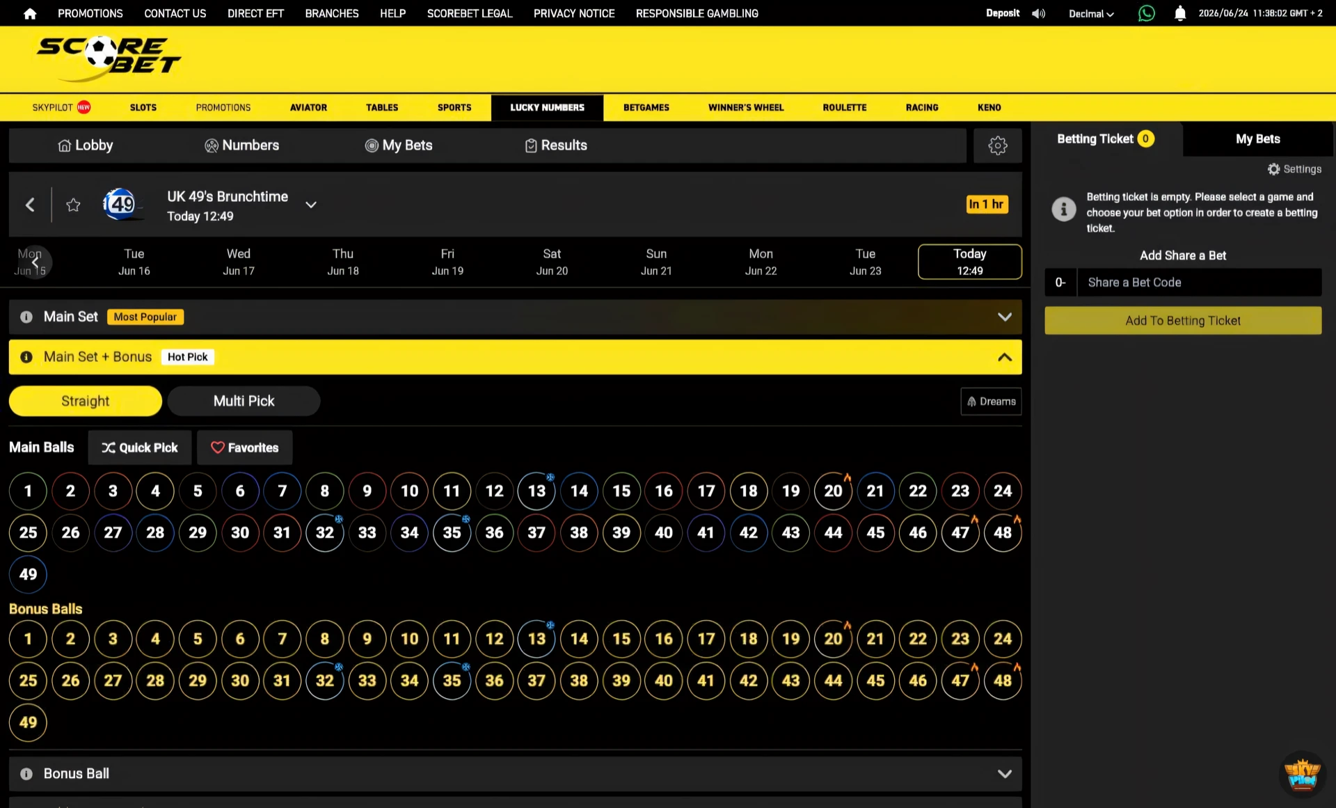 Scorebet Main Set + Bonus section with a white main balls grid above a golden bonus balls grid